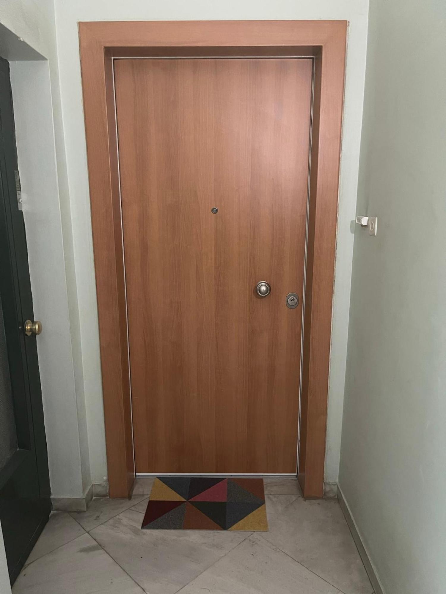 Antinoros Inn, Stylish Apartment,3' To Metro Athen Exterior foto
