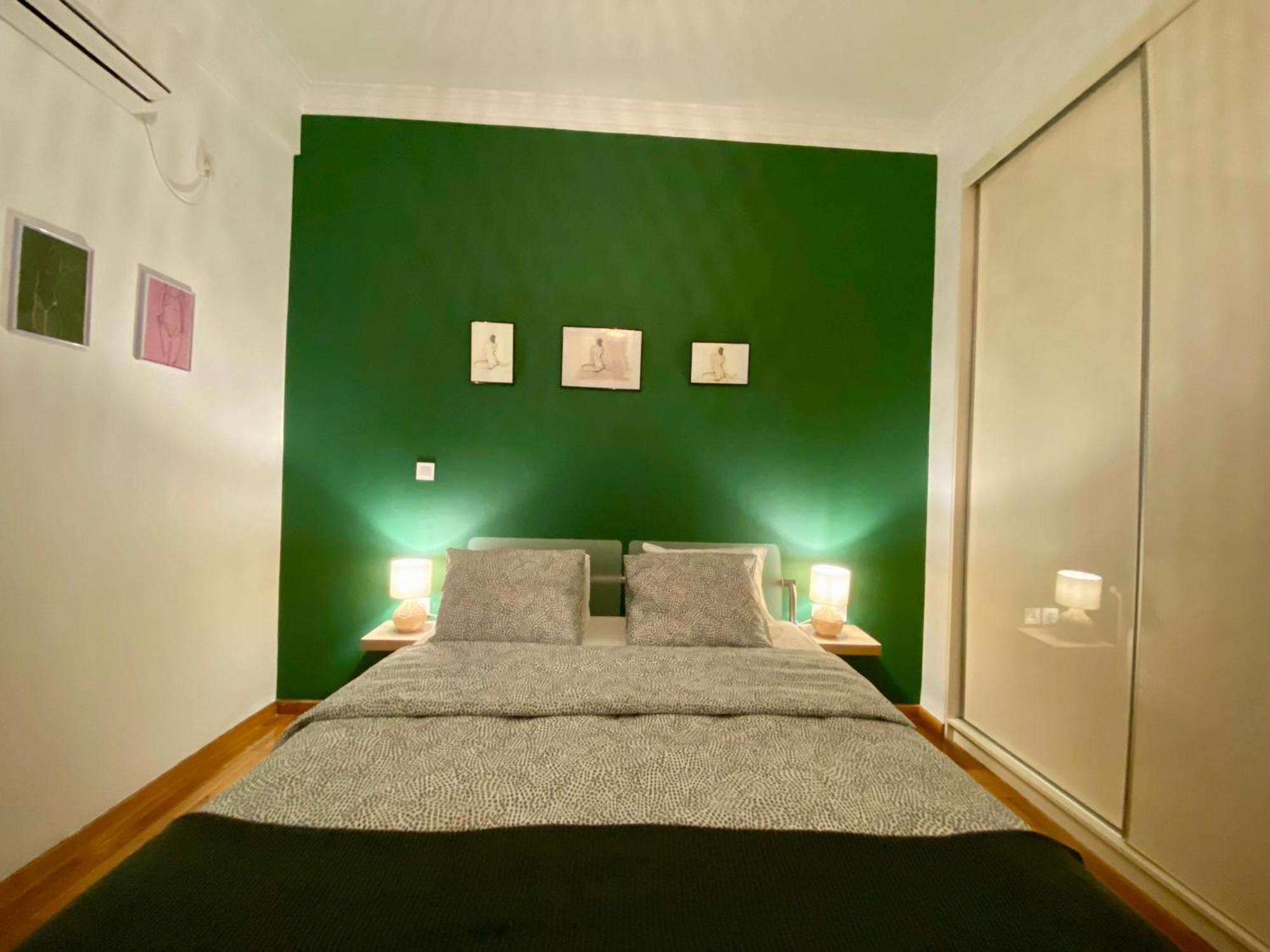 Antinoros Inn, Stylish Apartment,3' To Metro Athen Exterior foto
